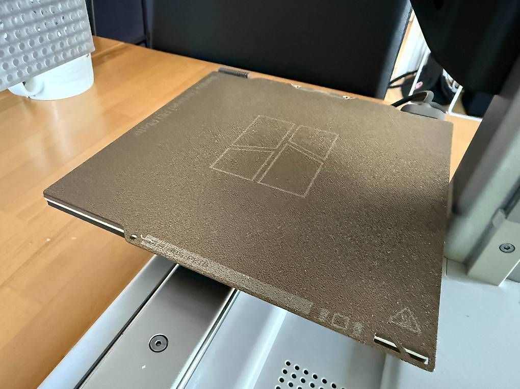 Bambu Lab 3D Drucker: Bambu Lab A1 Mini Neu Garantie & 2 Extra Nozzles – Neu (gemäss Beschreibung) aus Zürich von ugguuggu 2