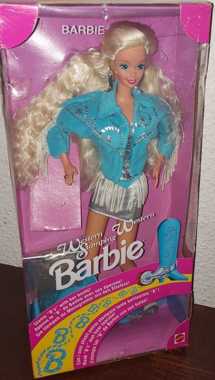 Barbie Hawaii 1999 - Neuve en boite - La boite a quelques dégâts