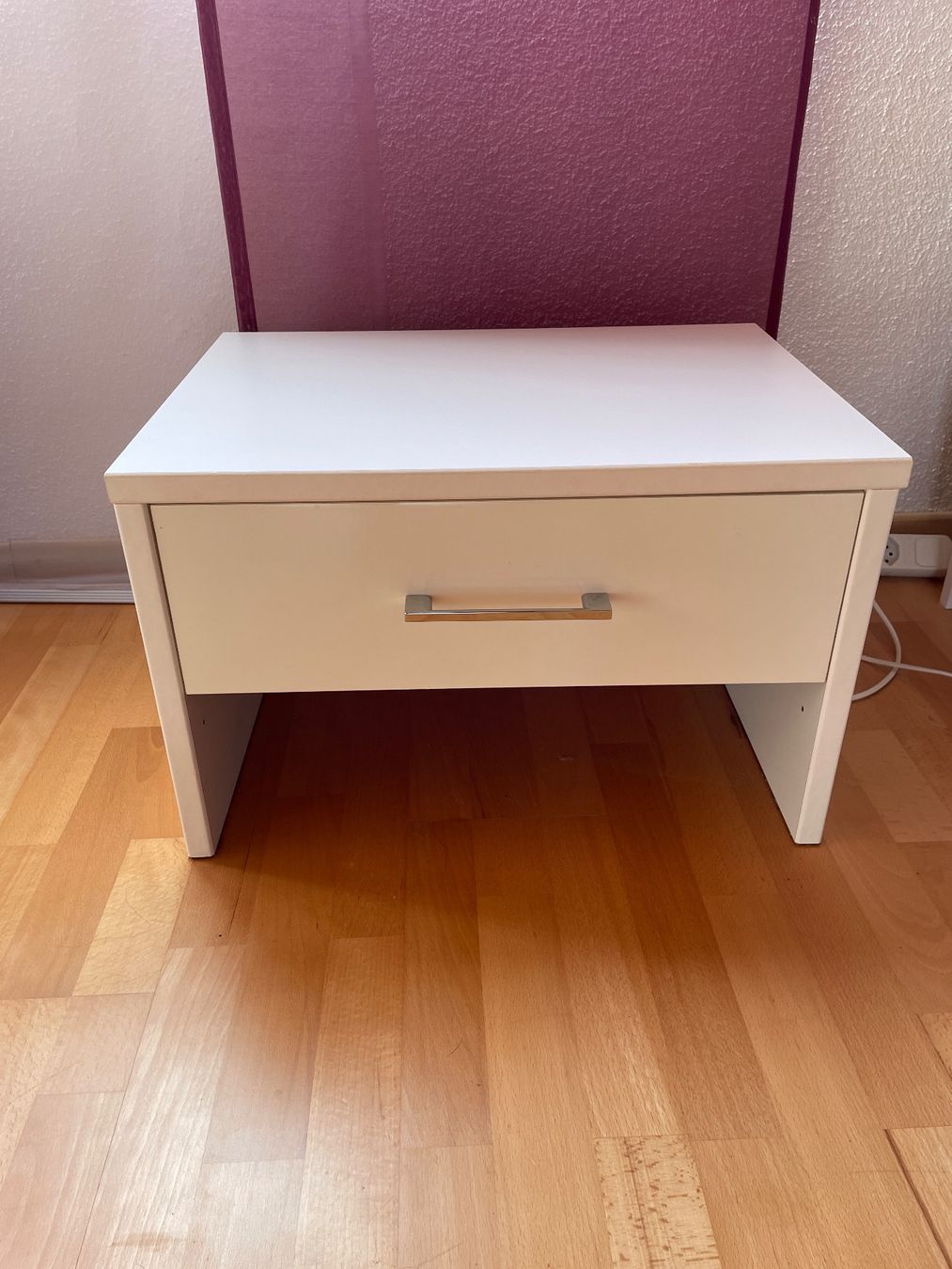 Lits: BETT mit NACHTTISCH – D'occasion à Geuensee par naruka 1