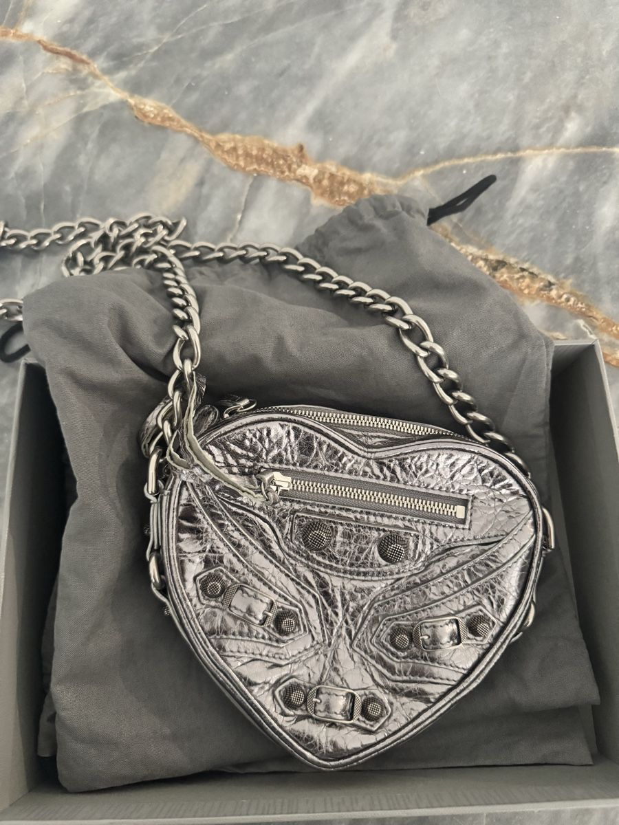 Balenciaga Taschen für Damen: Balenciaga  – Neu und originalverpackt aus cadempino von fio_cbt9