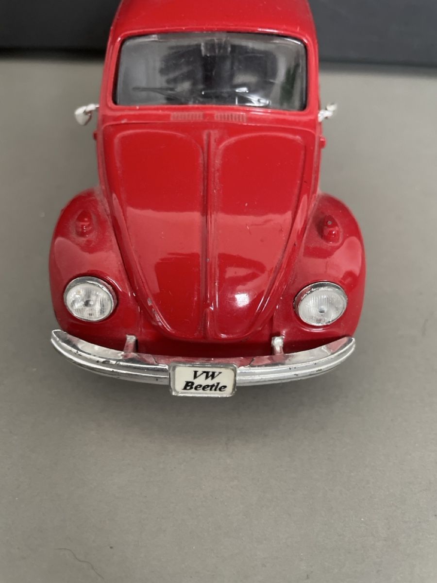 Volkswagen Modellini d'auto: Modellauto VW Beetle rot – Usato da Aesch BL venduto da ell_8zv7 1