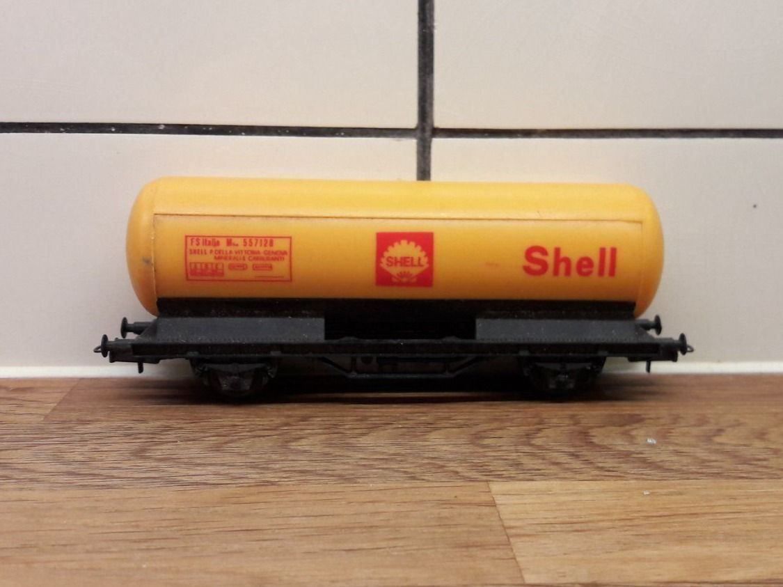 Lima Modelleisenbahnen: Lima HO DC : FS wagon citerne à 2 essieux "Shell" – Gebraucht aus Buttes von Cafe2005 4