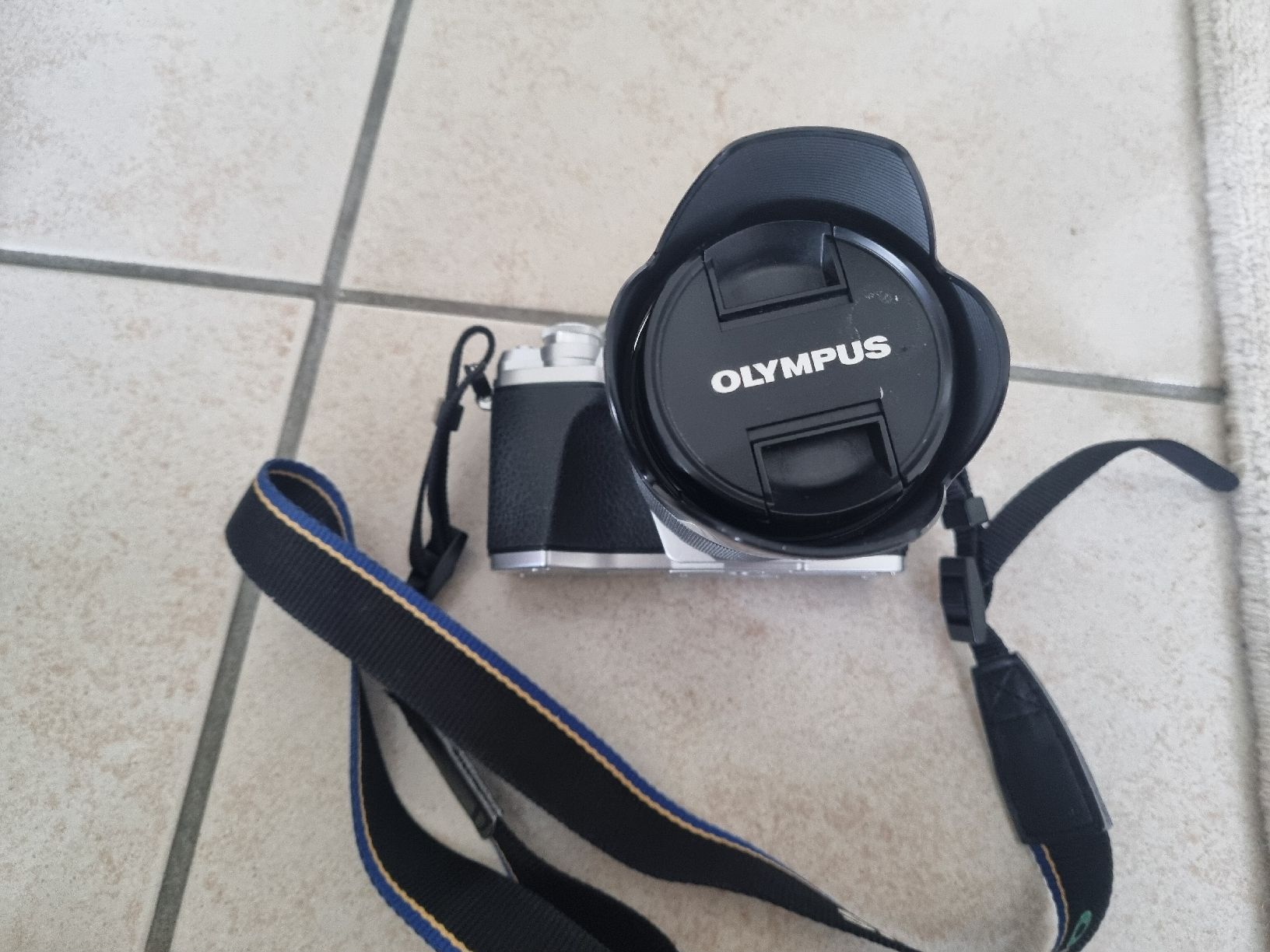 Olympus Fotocamera: Olympus OM-D E-M10 Mark IIl Systemkamera + 14-150mm Objektiv – Usato da Stans venduto da laslabambala 7
