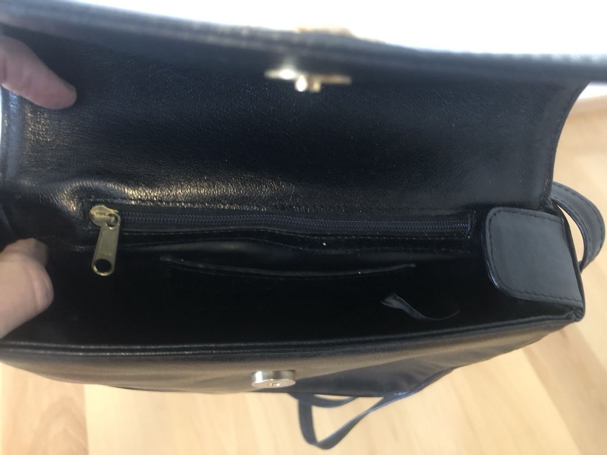 Borse da donna: Tasche aus Leder – Nuovo (secondo la descrizione) da RORBAS venduto da ANDOM 1