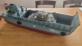 1/16 RC LCM 3 Landungsboot & Sherman Panzer