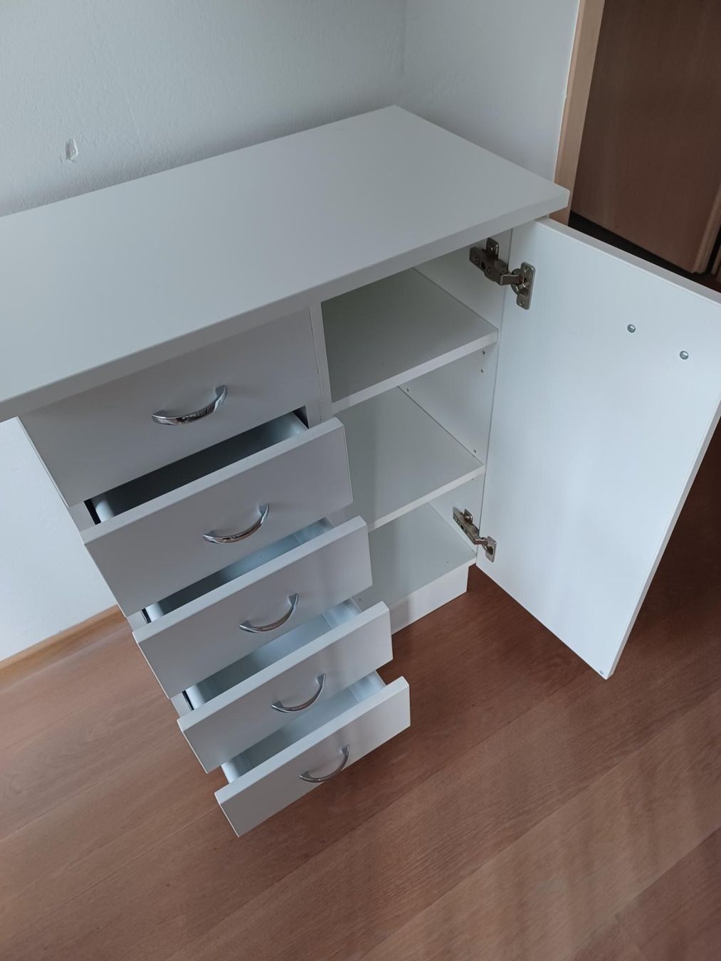 Cassettiere: Badezimmer-Möbel – Usato da Dinhard venduto da Maffina 1