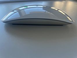 iPhone X , iPhone S, iPad Air und Apple Magic Mouse