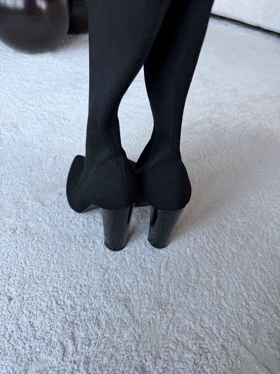 Scarpe da donna: Black Overknee Boots, Size 37 – Nuovo (secondo la descrizione) da Dübendorf venduto da ilianalou 4