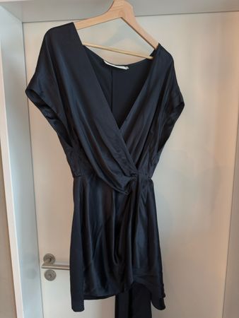 Damen Kleid dunkelblau V-Ausschnitt guter Zustand