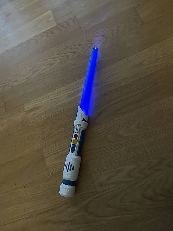 Star Wars Giocattoli: Star Wars Lichtschwert mit Töne – Usato da Zürich venduto da MariaSusanne 2