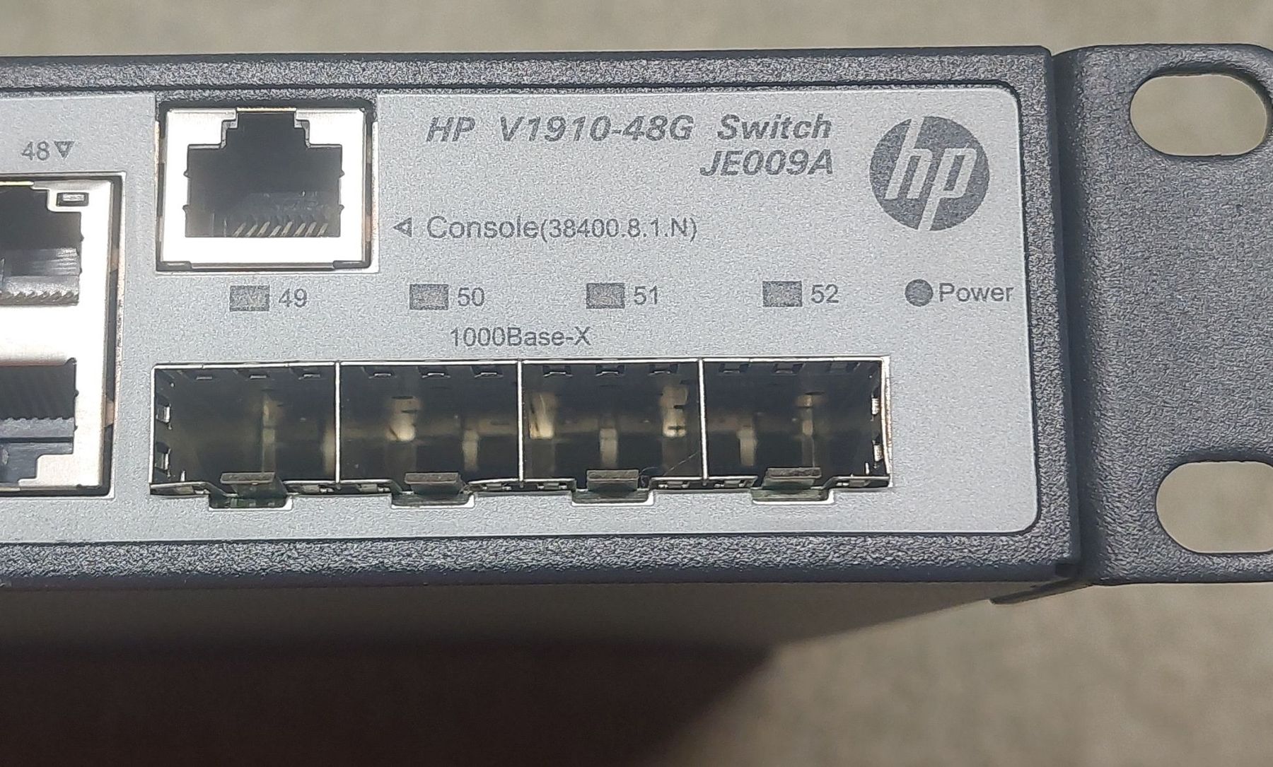 Hewlett Packard Hub & Switch: HP V1910-48G Switch JE009A – Usato da Rapperswil SG venduto da Indoc 1
