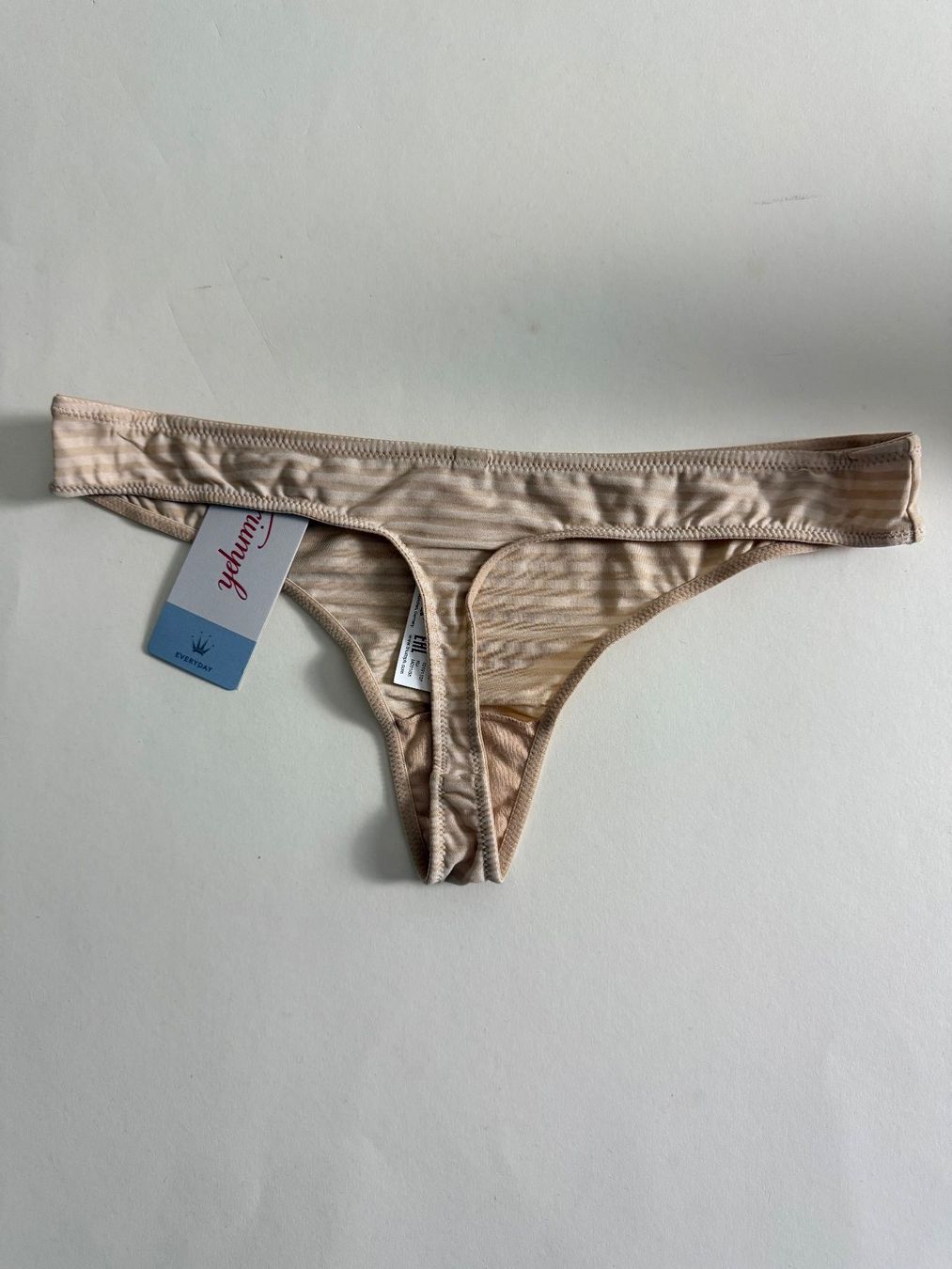 Triumph Altra biancheria intima: TRIUMPH, String NEW DAY, Grösse 36, Farbe Nude – Nuovo e nell'imballaggio originale da Rudolfstetten venduto da gst_g7xl 2