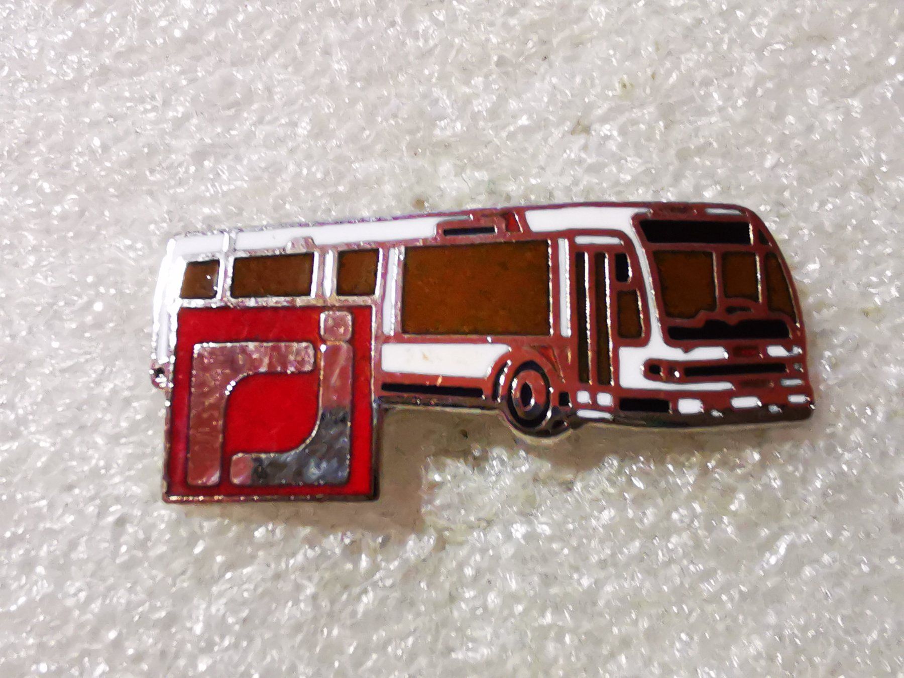 Placchette & Badge: Ansteckpin 192: Bus – Usato da Oppligen venduto da Pin-Fall-Shop