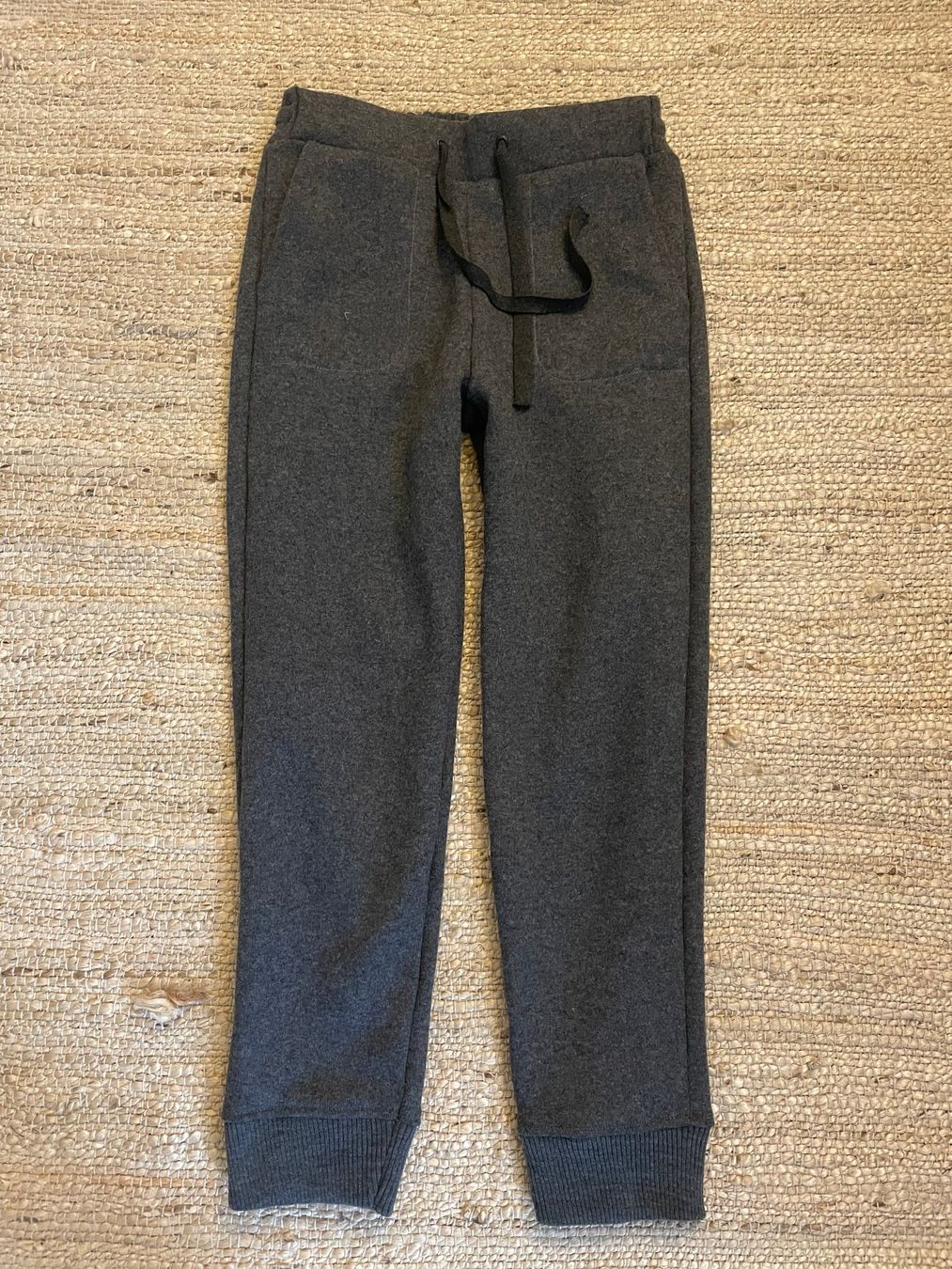 Pantaloni: Trainerhose aus Wollmischgewebe – Nuovo (secondo la descrizione) da Bern venduto da Leer.gut