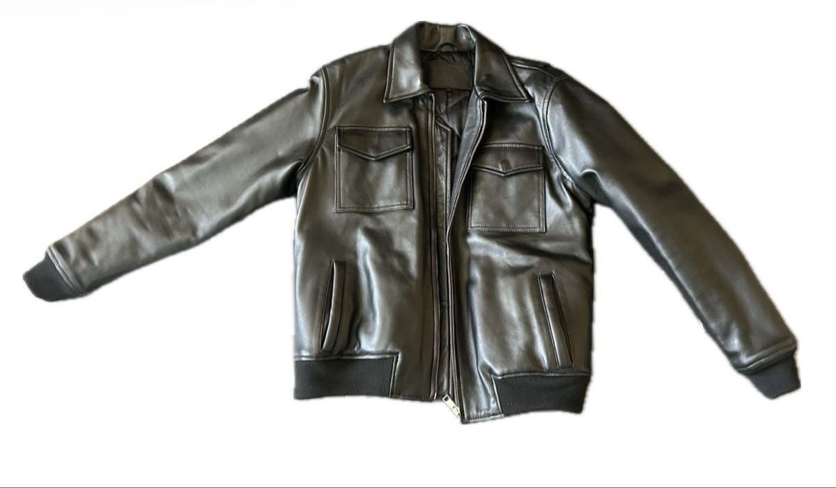 Jacken: Schwarze Lederjacke Echtleder – Gebraucht aus Reinach BL von pal_l7t9