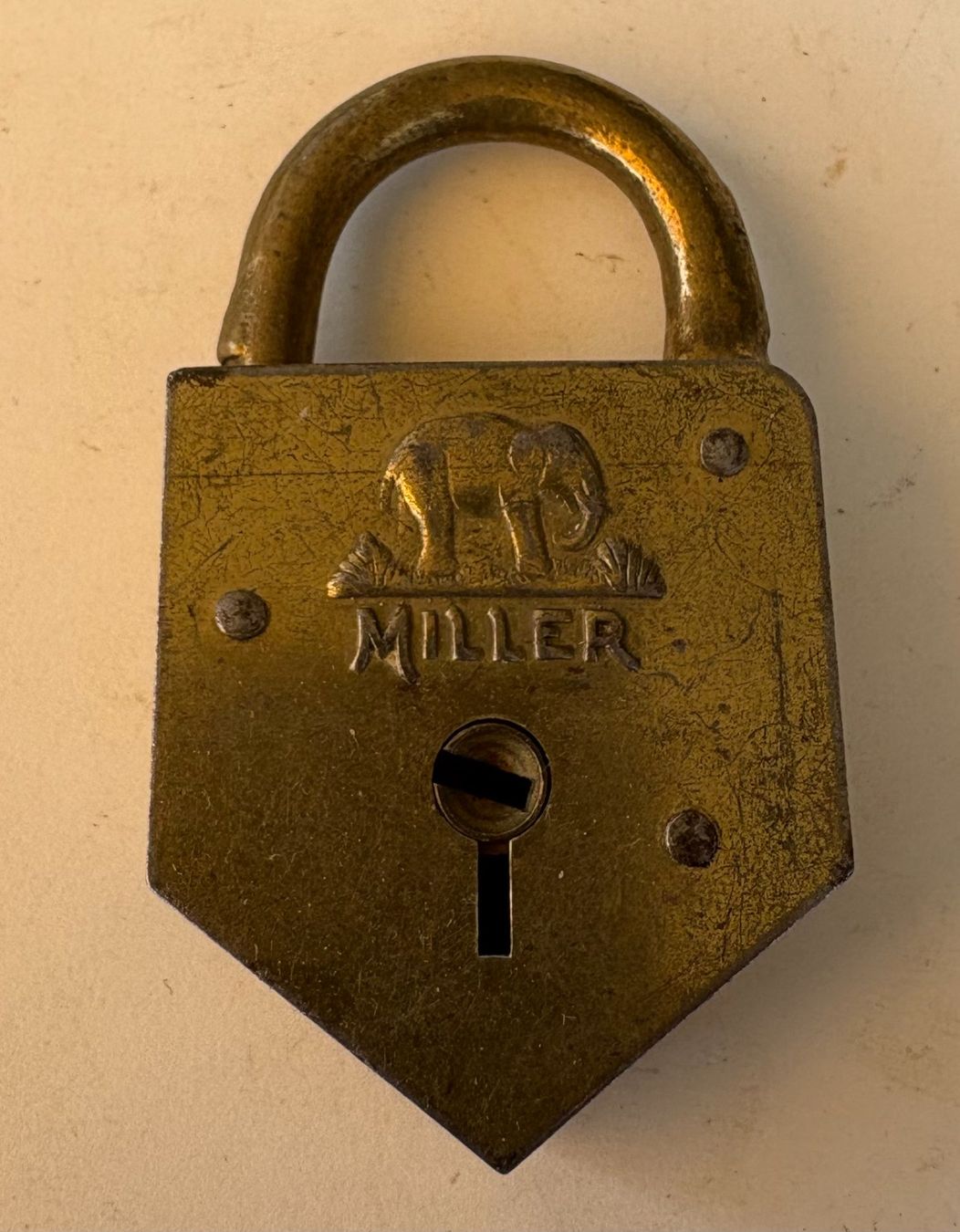 Cadenas: ANTIKES VORHÄNGESCHLOSS – Défectueux à Ostermundigen par wini63