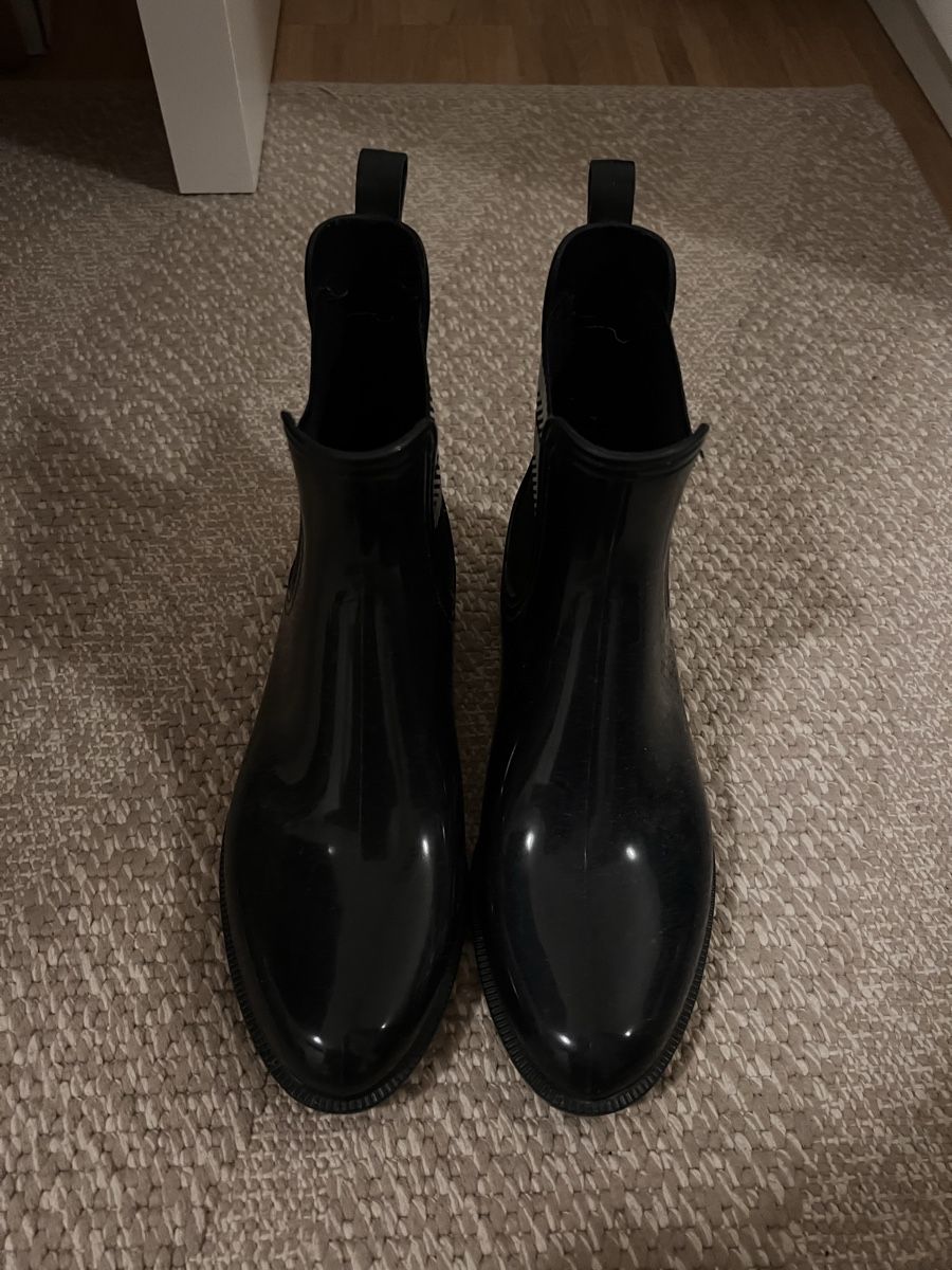 Tommy Hilfiger Scarpe da uomo: Regen-/gummystiefel – Usato da Thalwil venduto da and_nb7r