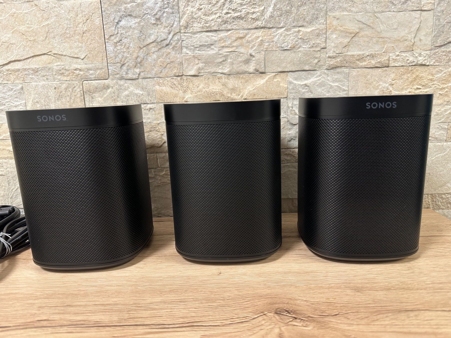 Sonos Lautsprecher: Sonos One Gen 2 - Smarte Lautsprecher - Top Zustand! Schwarz – Gebraucht aus Othmarsingen von daisy18 6