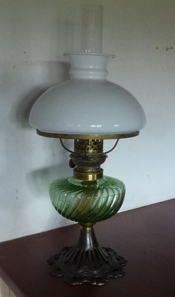 Lampade: Uralte Öllampe aus Grossmutters Zeiten – Usato da Walkringen venduto da Casablanca777 2