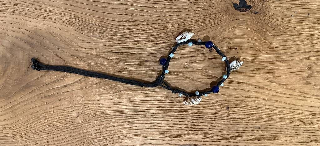 Bracciali & Braccialetti: Armbänder mit echten Muscheln – Usato da Otelfingen venduto da Leaping 1