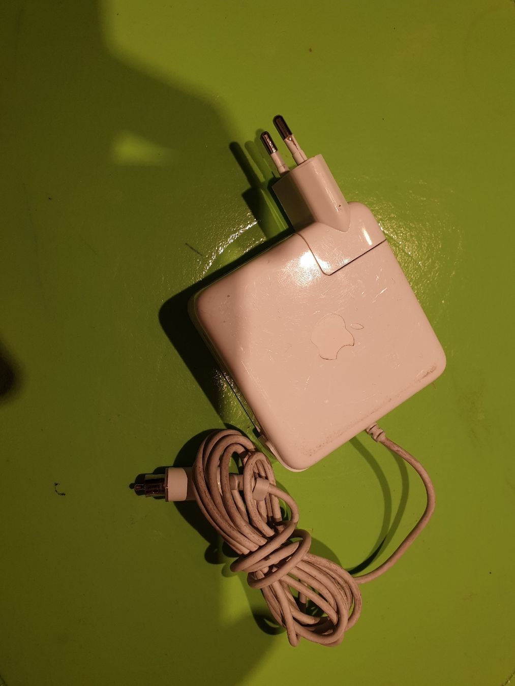 Apple Caricabatterie: Apple 65W Netzteil A1021 (23) – Usato da Ittigen venduto da Ziok187