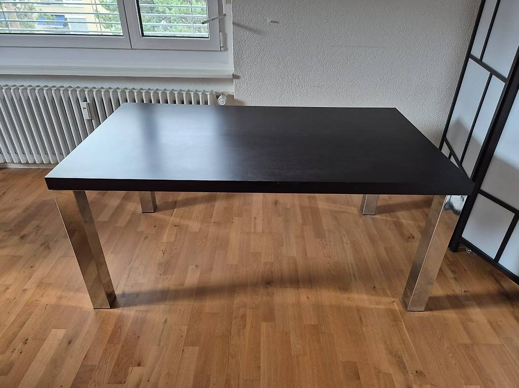 Set de table et chaises: GRATIS --- ESSTISCH UND 6 STÜHLE – D'occasion à Winterthur par ren_h28j 2