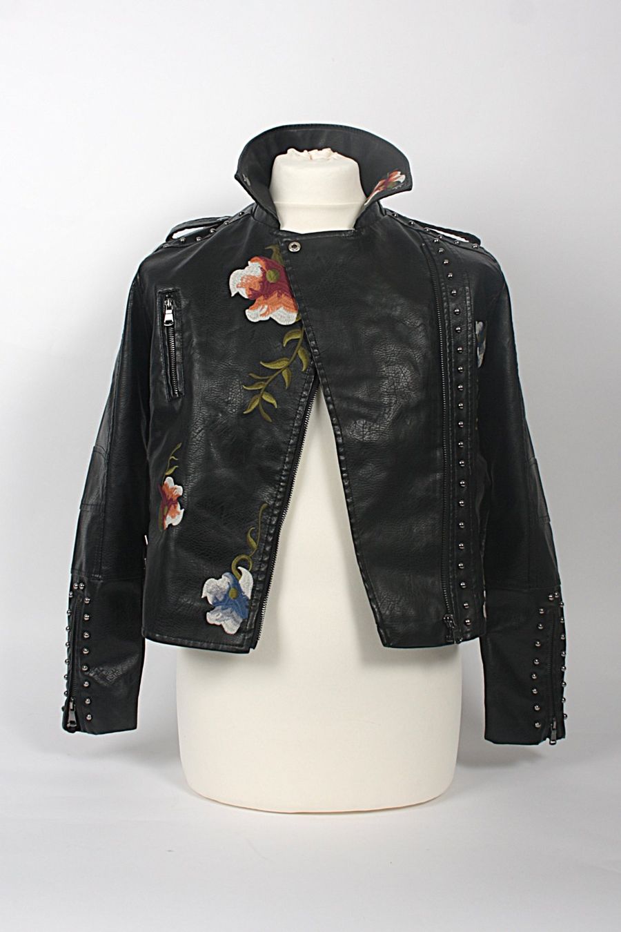 Jacken: Blumen-Jacke gr. L – Gebraucht aus Zollikofen von Restwert_Zollikofen
