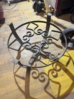 Base de table ronde en fer forgé - Style ancien garanti!