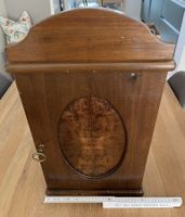Hängeschrank / Wandschrank Holz Antik ca. 30x55cm