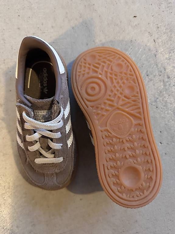Adidas Scarpe per ragazzi: Adidas Samba Spezial Gr. 25 – Usato da Zürich venduto da mai_q5wb 2