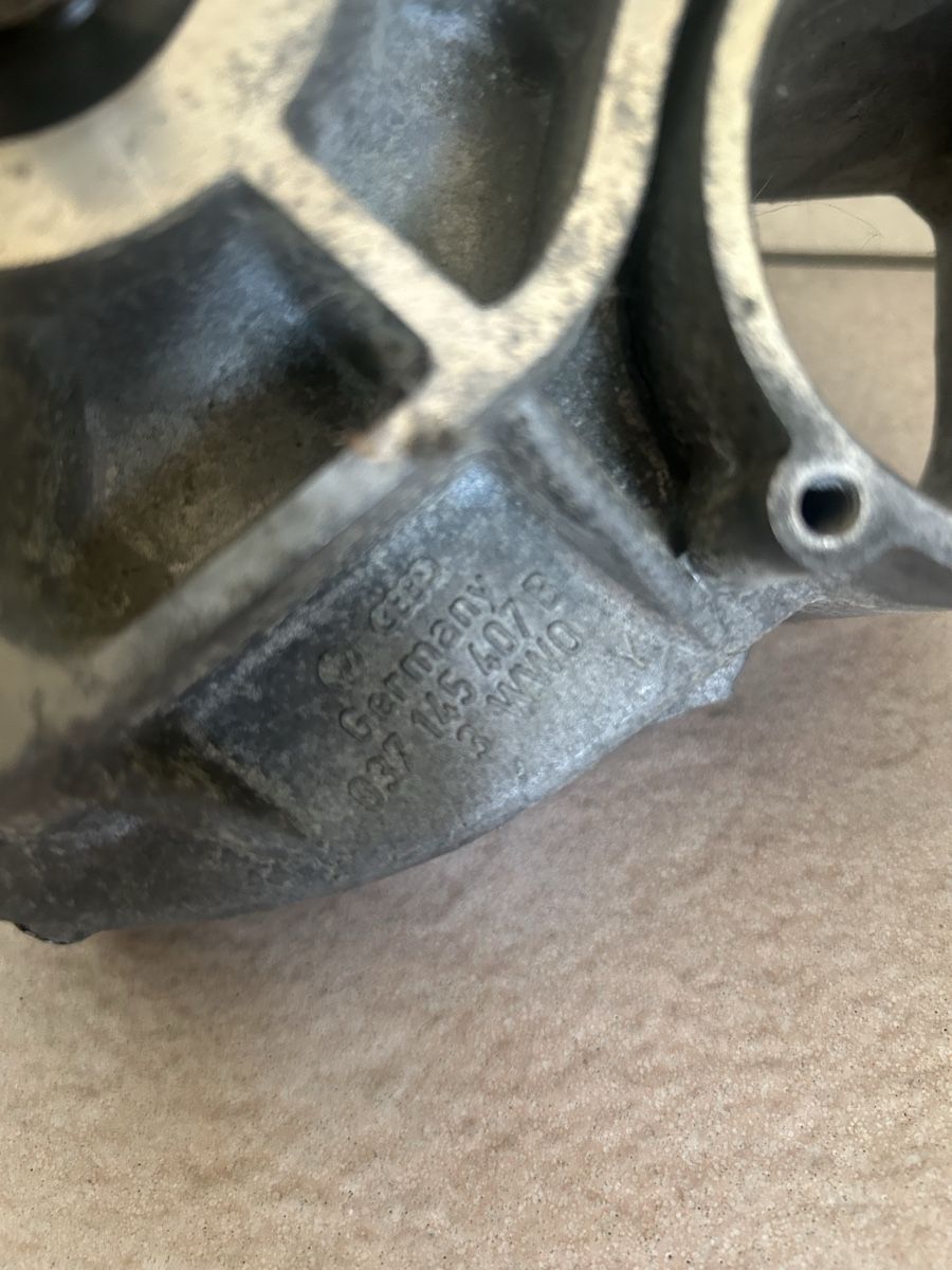 Volkswagen Alle Autoersatzteile: VW Golf2 G60 Lader  – Gebraucht aus Gampelen von ste_r6hj 4