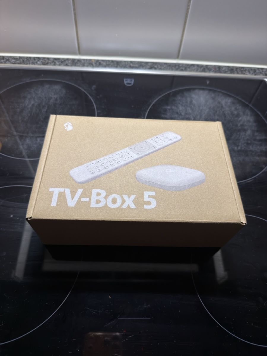 Swisscom Sistemi audio & multimediali: Swisscom Tv Box 5 Neu – Nuovo e nell'imballaggio originale da Schaffhausen venduto da FLSA