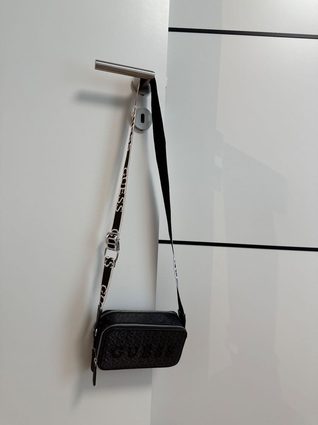 Guess Borse da donna: Handtasche Guess – Nuovo (secondo la descrizione) da Lufingen venduto da Ann_Katrin 3