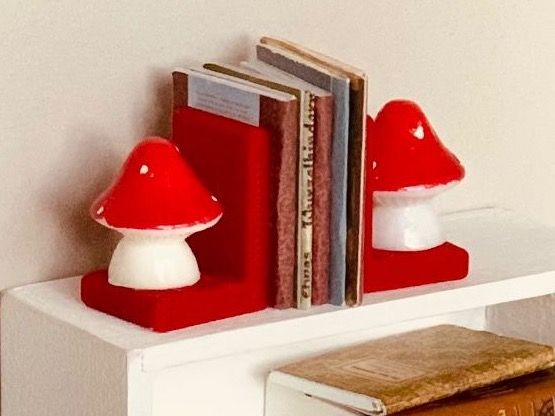 Melody Jane Puppenhaus Bücher & Bronze Blume Buchstützen – Miniatur-Deko Im Maßstab 1:12