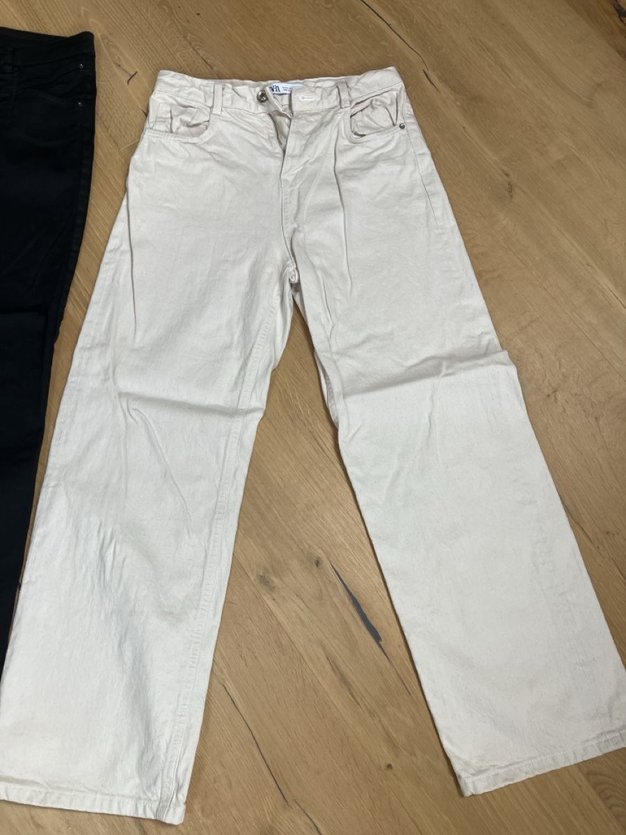Lotti di vestiti: Hosen herbst , Grösse 36 – Usato da Weissbad venduto da Praxedis_P51 1
