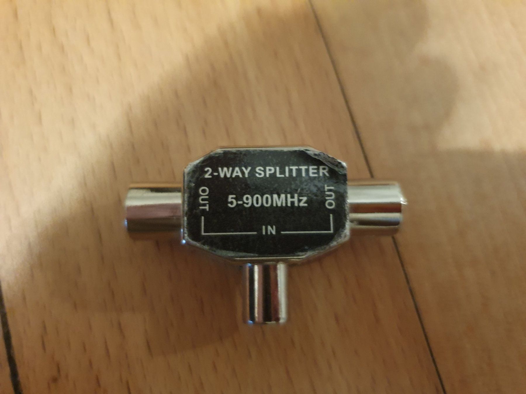 Unità & Adattatore: 2-Weg Antennen Splitter Verteiler Adapter – Usato da Bern venduto da Llu