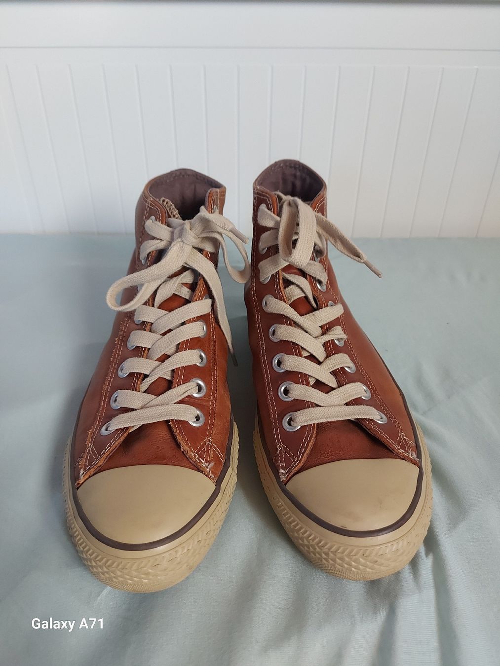 Converse Chaussures hommes: 2x Converse Gr. 44 – D'occasion à Rumisberg par AaronRodgers81 3