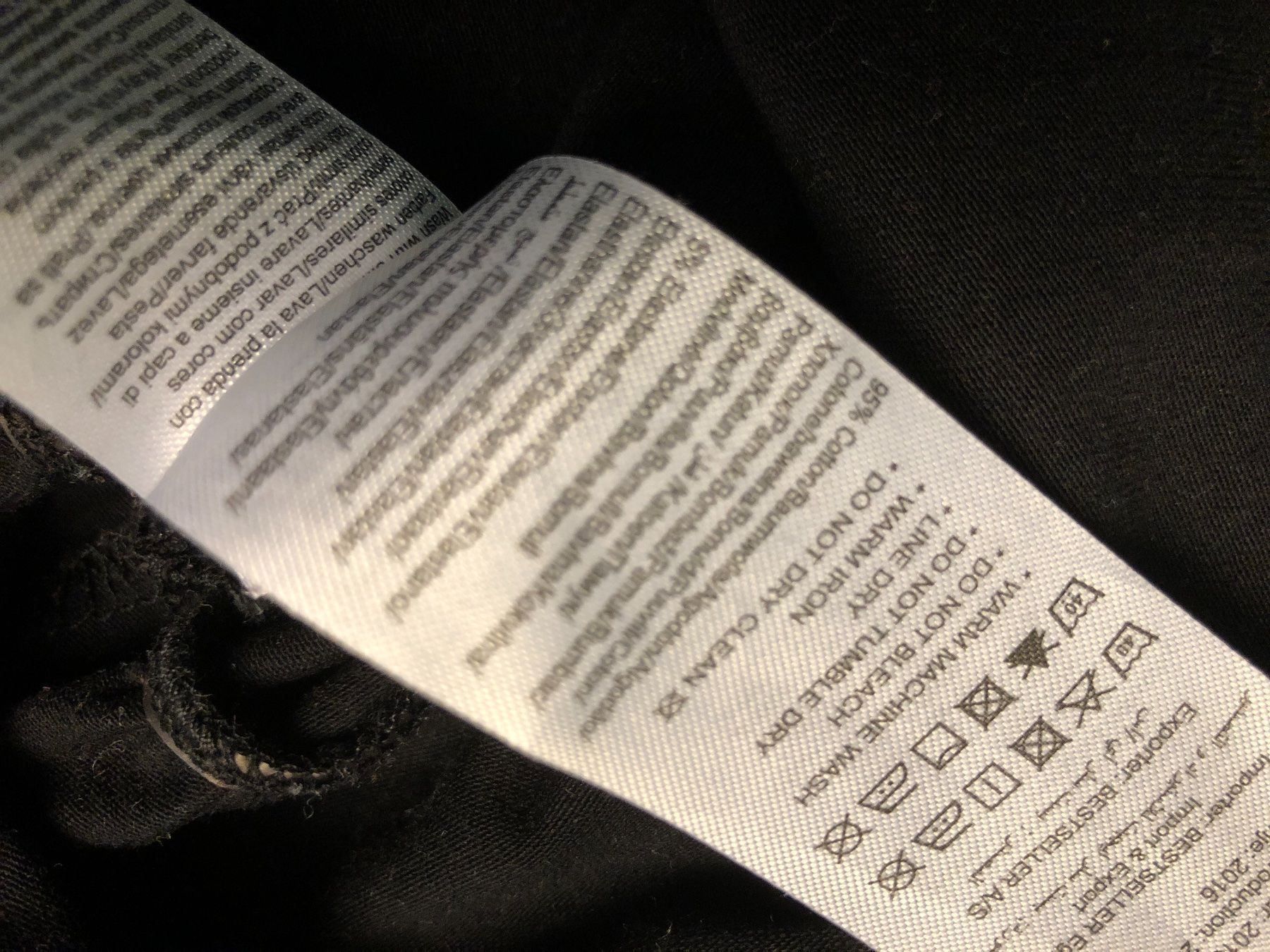 Only Vestiti: Schwarzes Only Sternli Kleid Gr.XS – Usato da Obergerlafingen venduto da cabo4 4