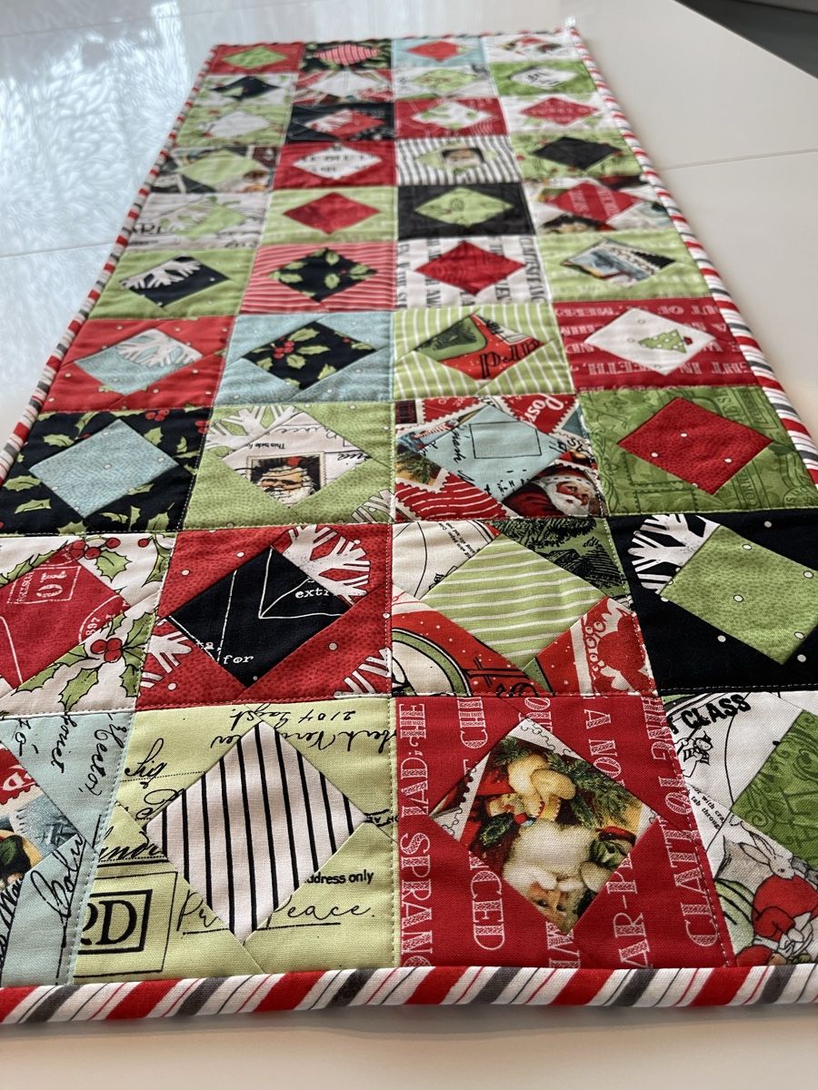 Tutte le decorazioni: Chemin de table de Noël  – Nuovo e nell'imballaggio originale da La Chaux-de-Fonds venduto da NathalieM07 1