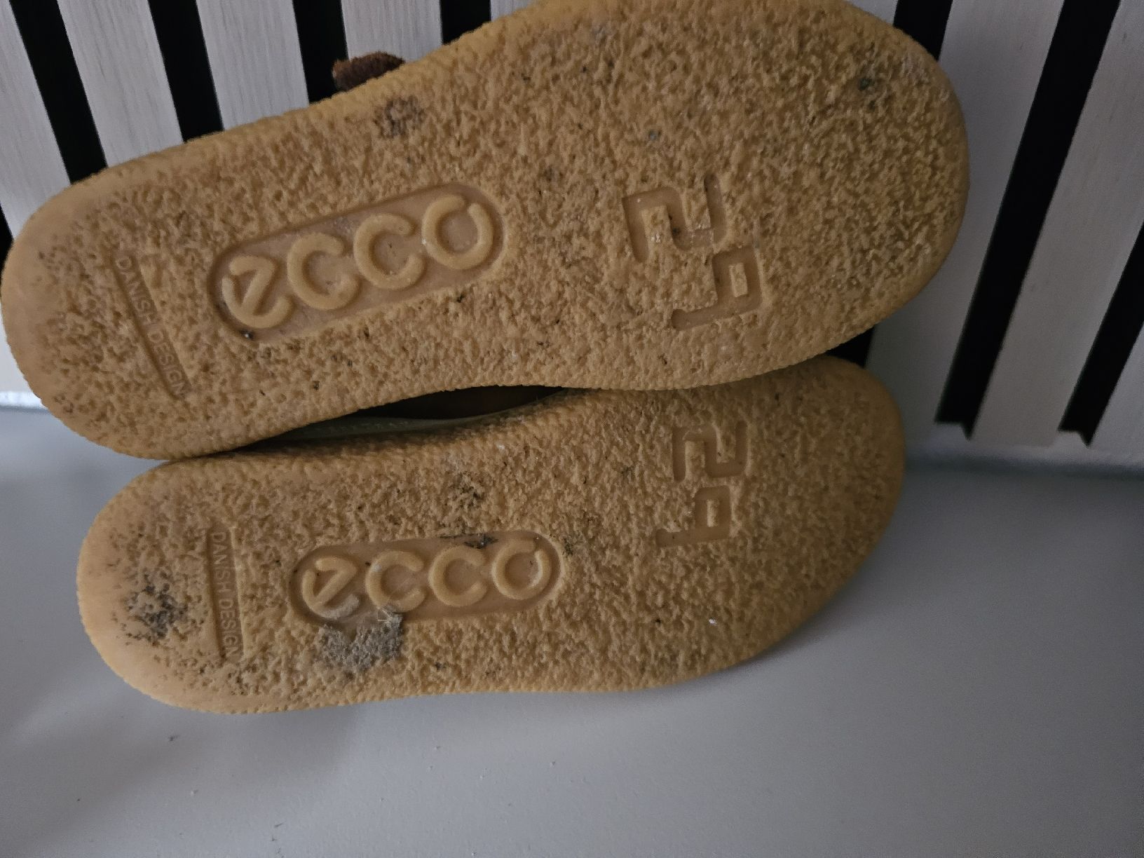 Ecco Scarpe per ragazzi: Lederschuhe Ecco 29 wie neu! – Usato da Buch am Irchel venduto da Potzblitz2 4