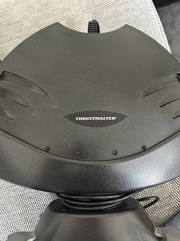 Controller: Thrustmaster Ferrari GT Experience Lenkrad + Pedale  – Gebraucht aus Pratteln von Nicccii 3