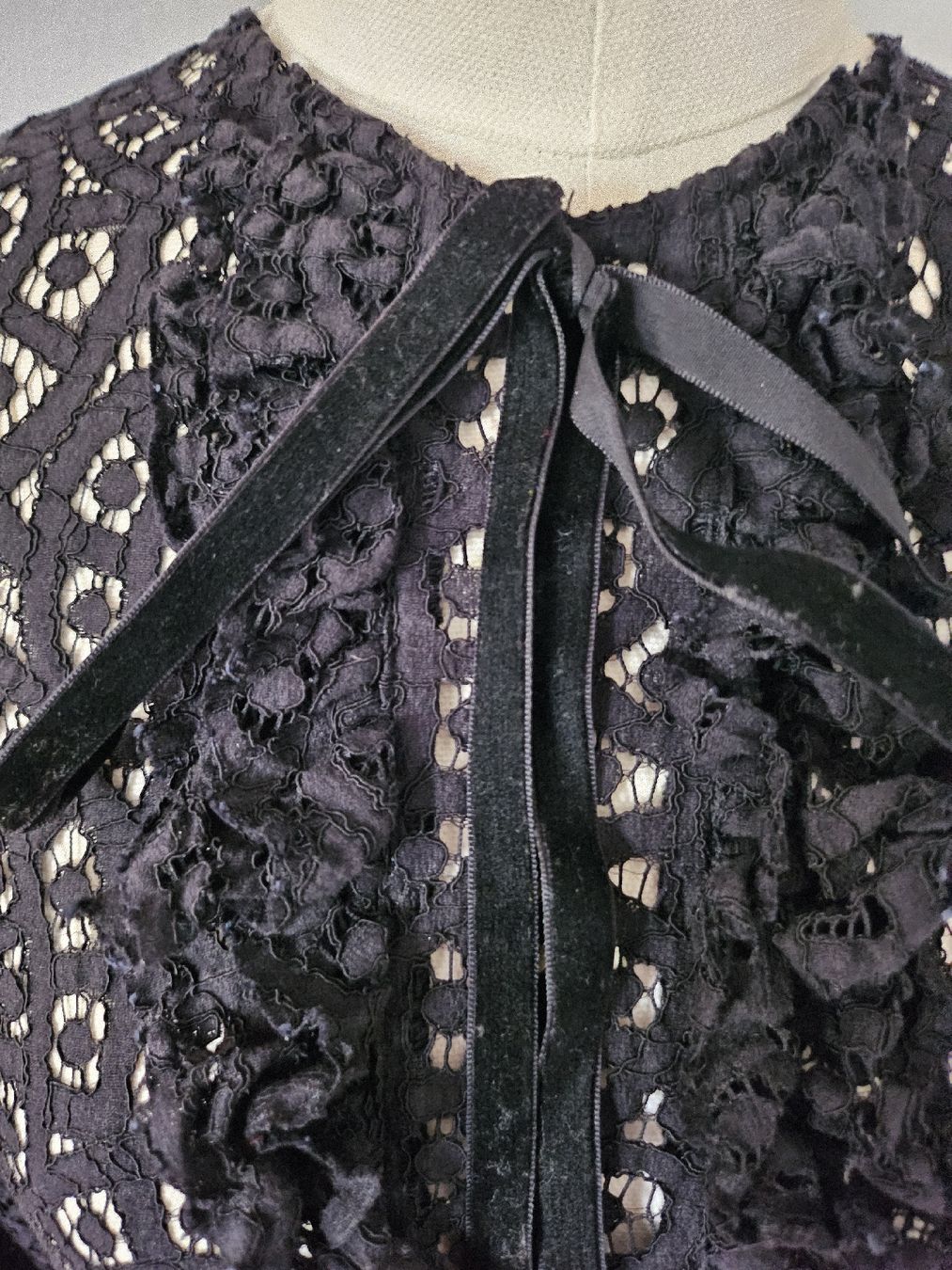 Zara Kleider: Schwarzes Spitzenkleid von Zara, Gr. M – Gebraucht aus Bülach von ane_yn2b 2
