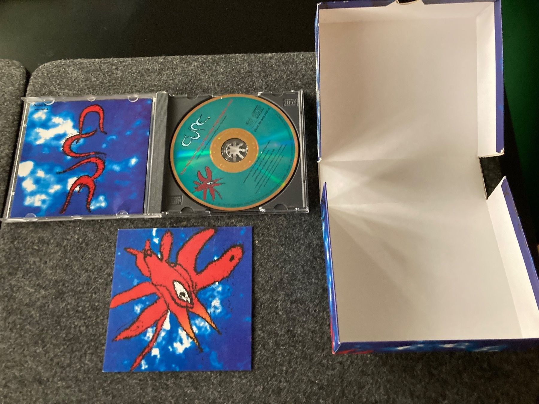 CD: The Cure - High (Box Set) – Usato da Fribourg venduto da Karushi 1