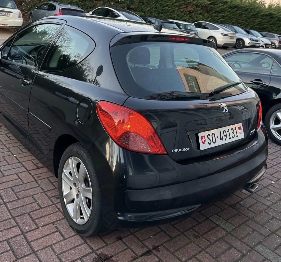 Peugeot Automobili: Peugeot 206 1.6 16V – Usato da Wangen b. Olten venduto da famyilmaz 2
