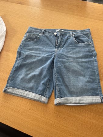 Jeans-Shorts Marke Angels, Grösse 42