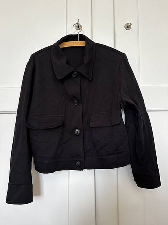 Leichte Jacke von Uniqlo, XS, Schwarz - neu