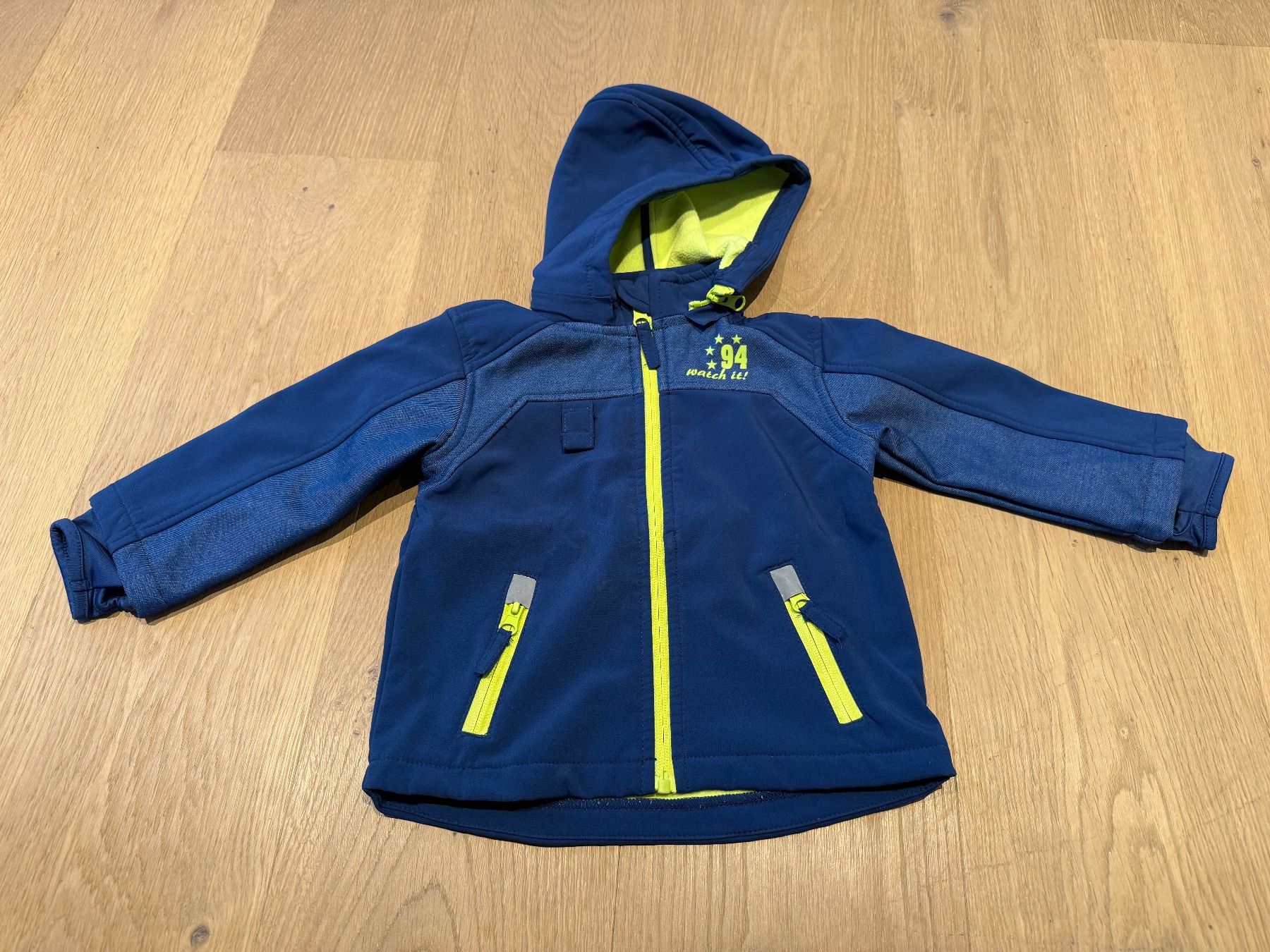 Giacche & Cappotti: Softshell-Jacke blau/gelb I Gr. 86 – Nuovo (secondo la descrizione) da Emmetten venduto da coluna_6376
