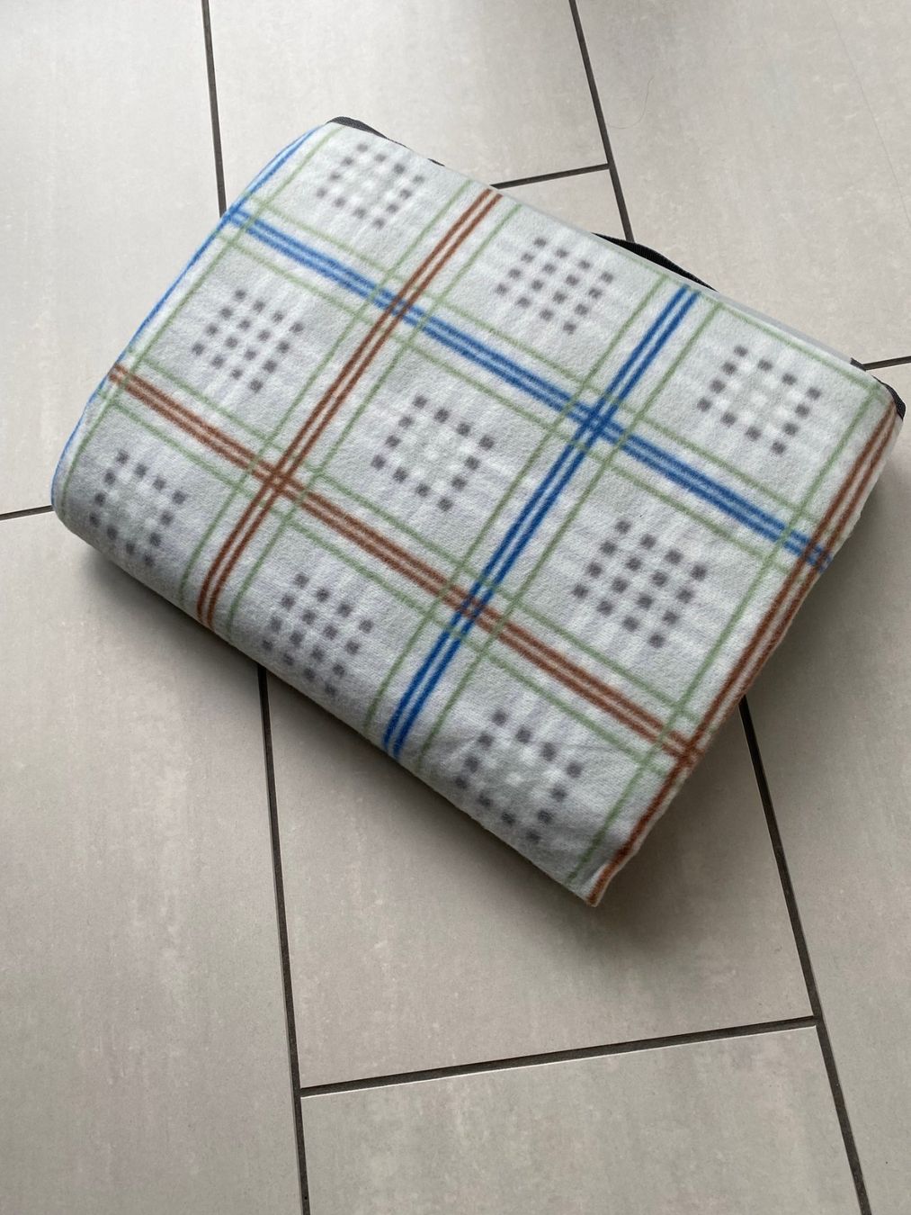 Coperte: Picknickdecke 2X2,5m – Usato da Kestenholz venduto da Cdk10 1