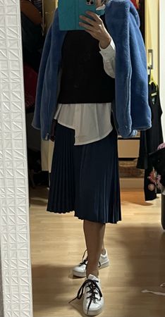 Neu Kunstpelzjacke Damen blau mit Kapuze Grösse S Neuwertig