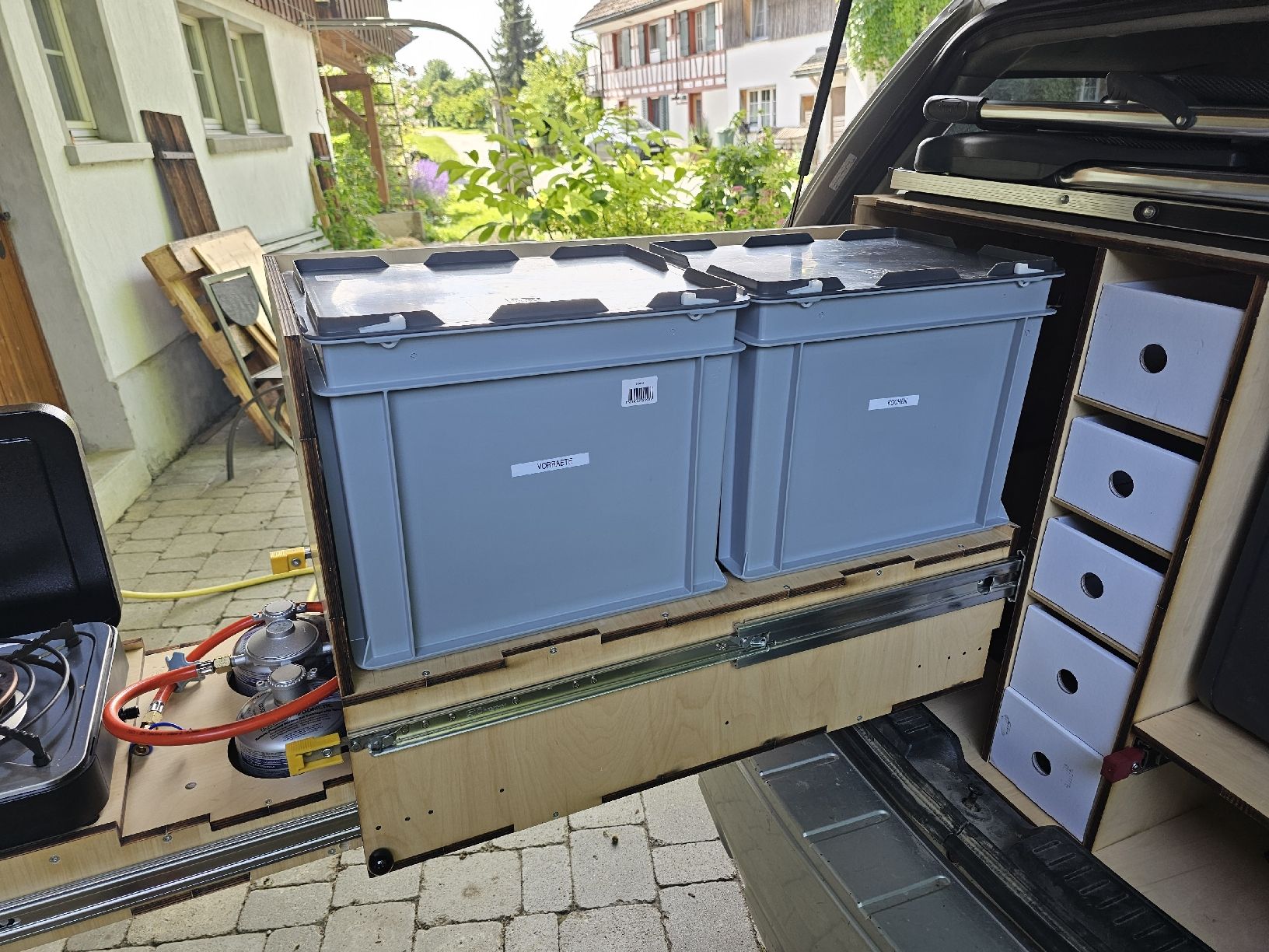 Cucine complete: Campingküche, Auszugküche – Usato da Mauren TG venduto da Manawatu 2